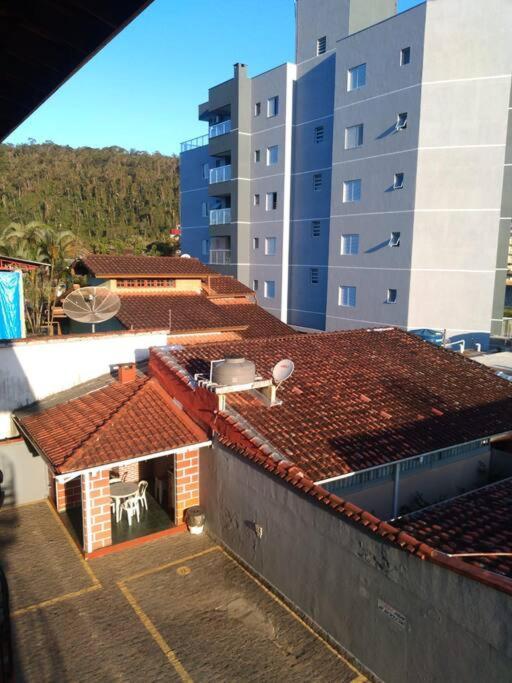 Apto 200m Da Pereque Acu *
